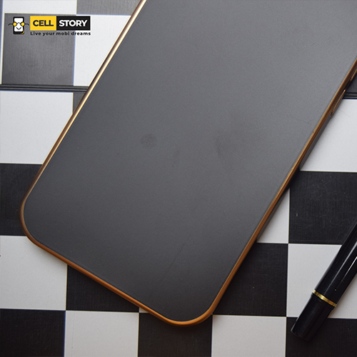 J-CASE Luxury case for iPhone series 13/12 - Black